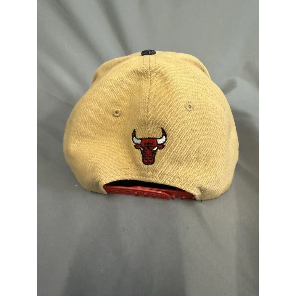 Chicago Bulls Hat Cap Snap Back OSFM Tan‎ Black NBA Basketball Ultra Game Mens